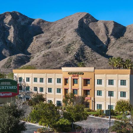 Courtyard By Marriott Santa Clarita Valencia Hotel Екстериор снимка