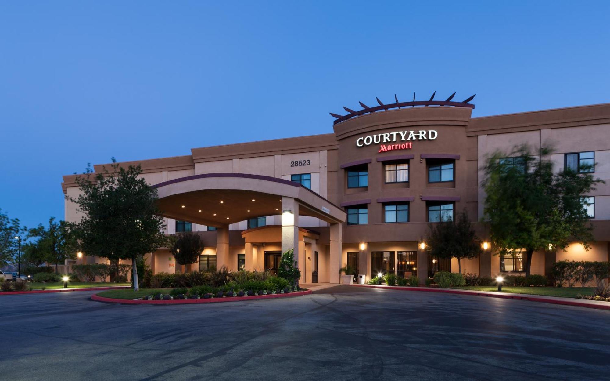 Courtyard By Marriott Santa Clarita Valencia Hotel Екстериор снимка