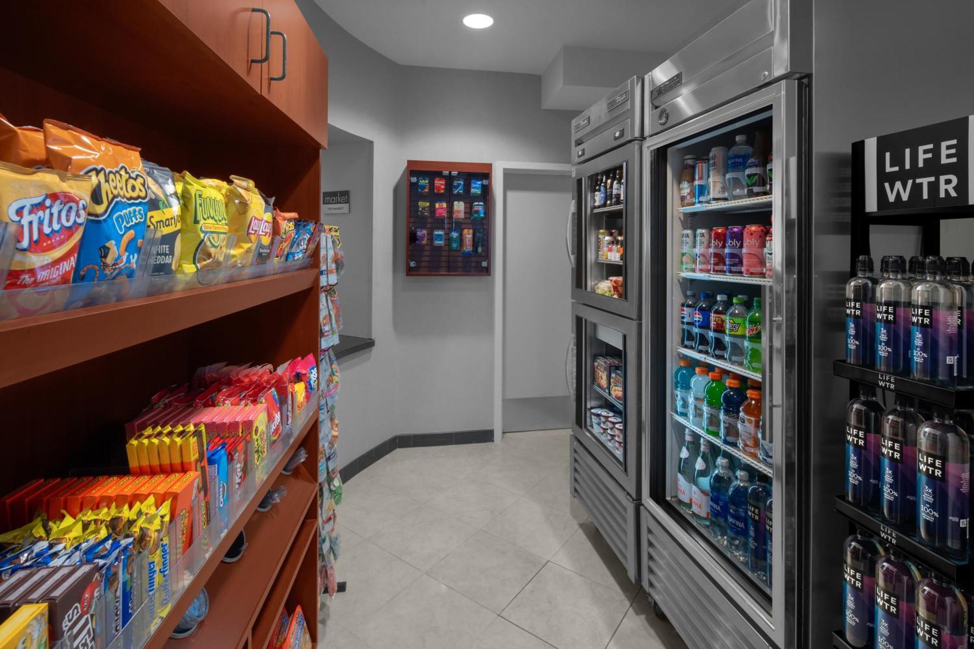 Courtyard By Marriott Santa Clarita Valencia Hotel Екстериор снимка