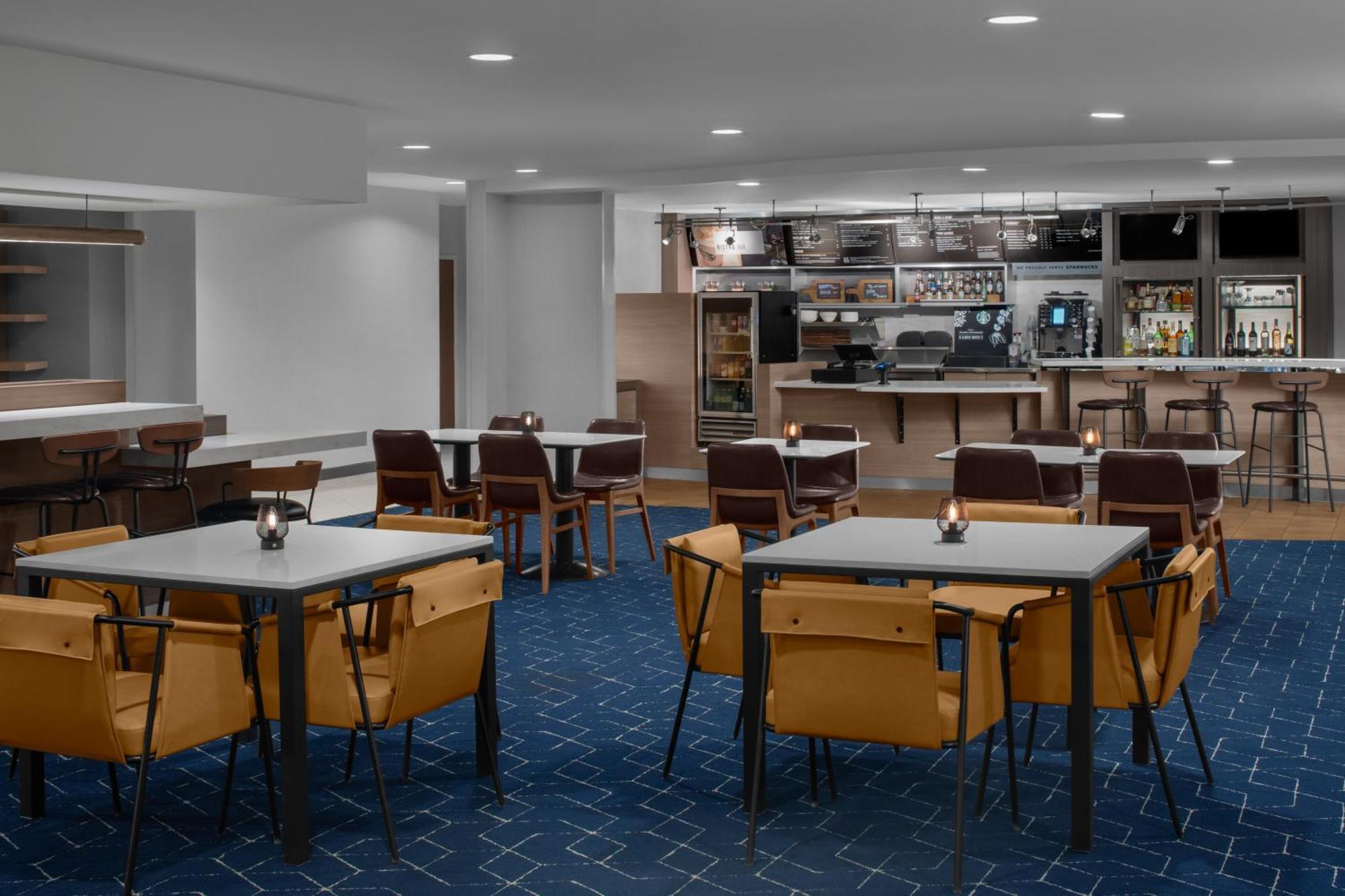 Courtyard By Marriott Santa Clarita Valencia Hotel Екстериор снимка