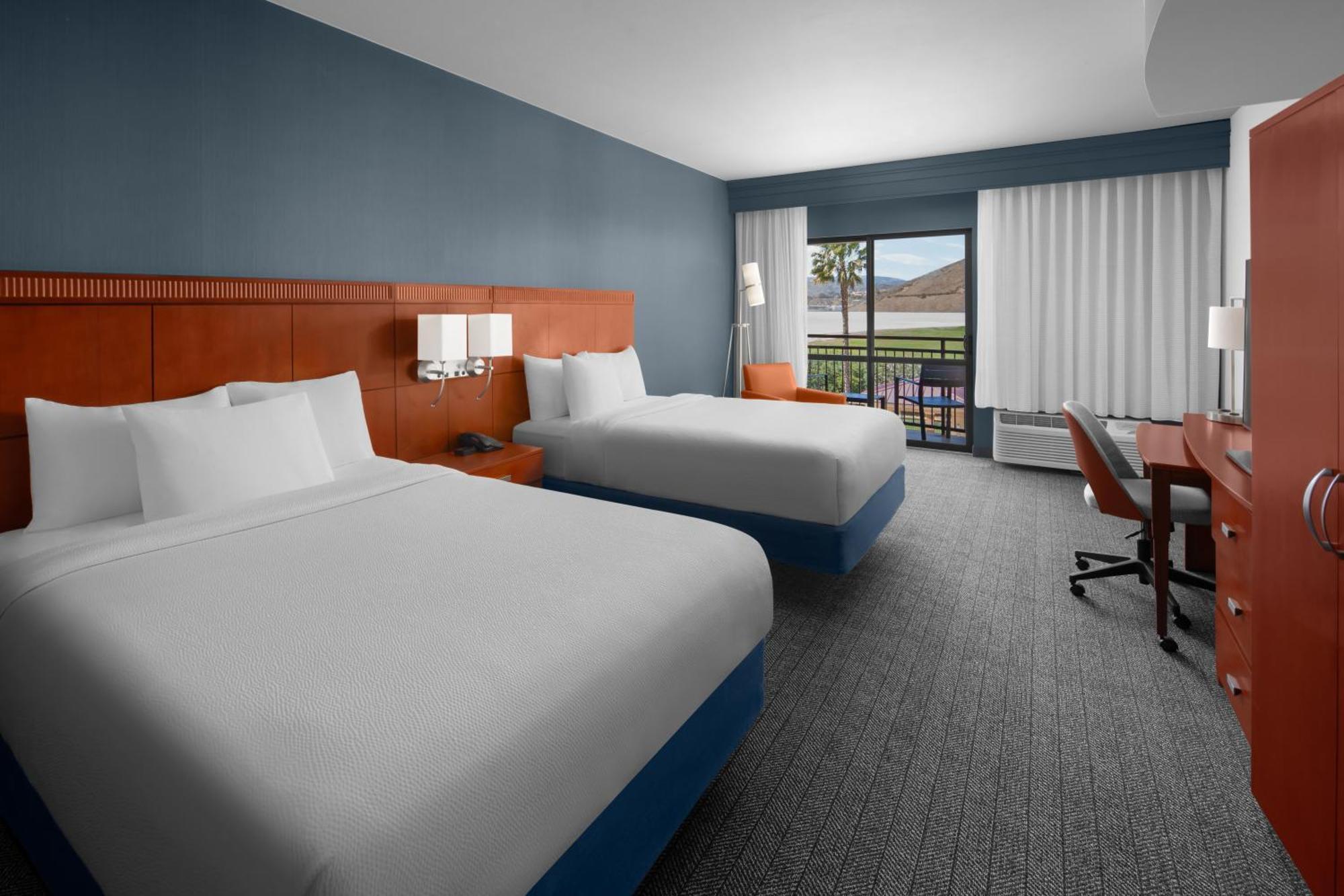 Courtyard By Marriott Santa Clarita Valencia Hotel Екстериор снимка