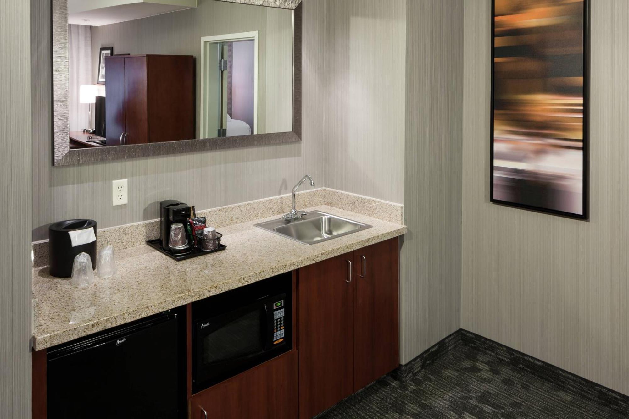 Courtyard By Marriott Santa Clarita Valencia Hotel Екстериор снимка