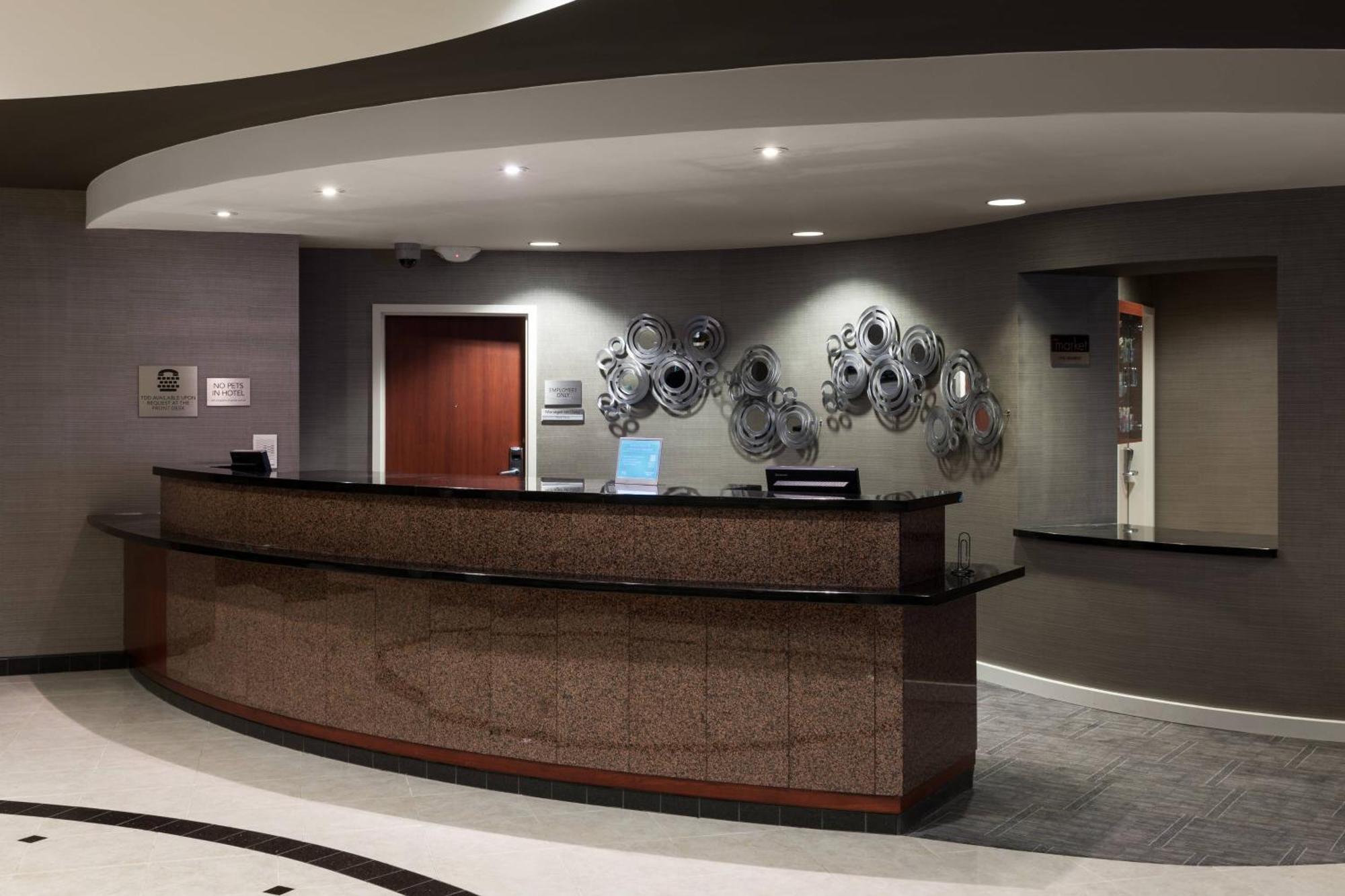 Courtyard By Marriott Santa Clarita Valencia Hotel Екстериор снимка